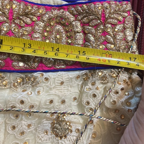 Indian party dress - Picture 10 of 12